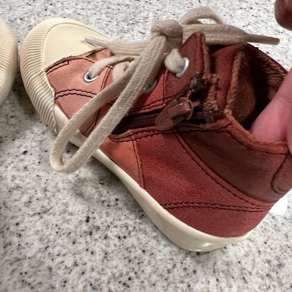 Toddler Zara Shoes Size 7 (23) - Picture 6 of 8